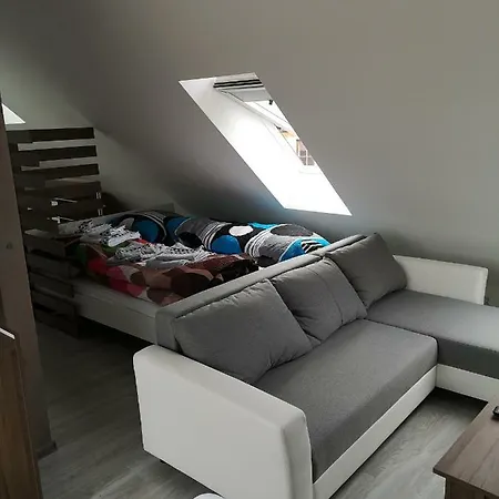 Centrum Apartman S- Dom Бардіїв Екстер'єр фото